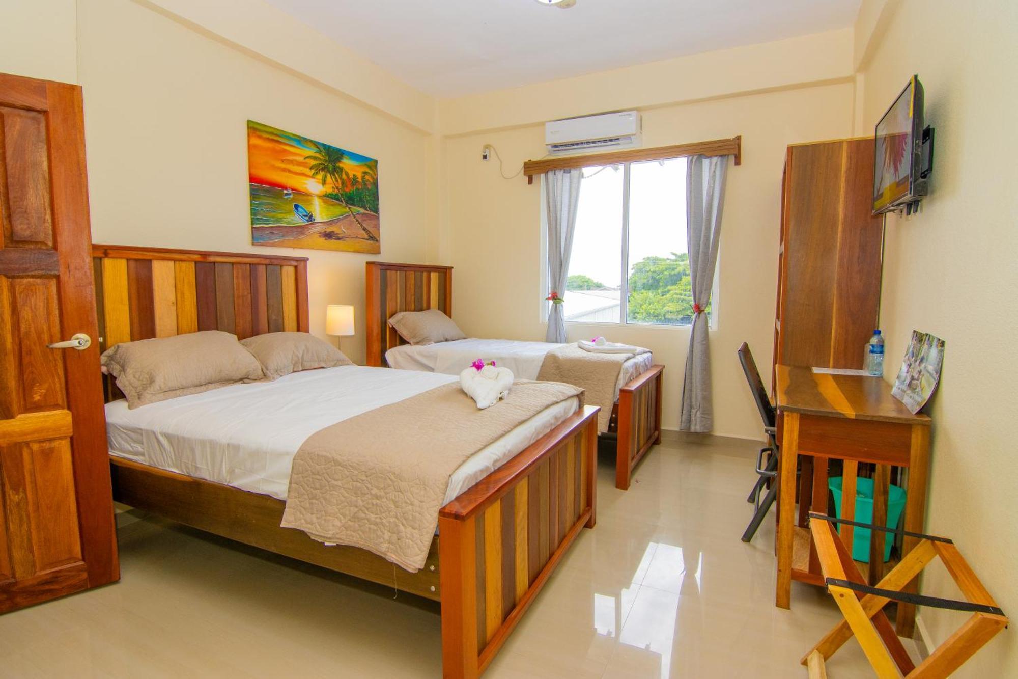 Tropical Palace Hotel San Pedro  Eksteriør billede